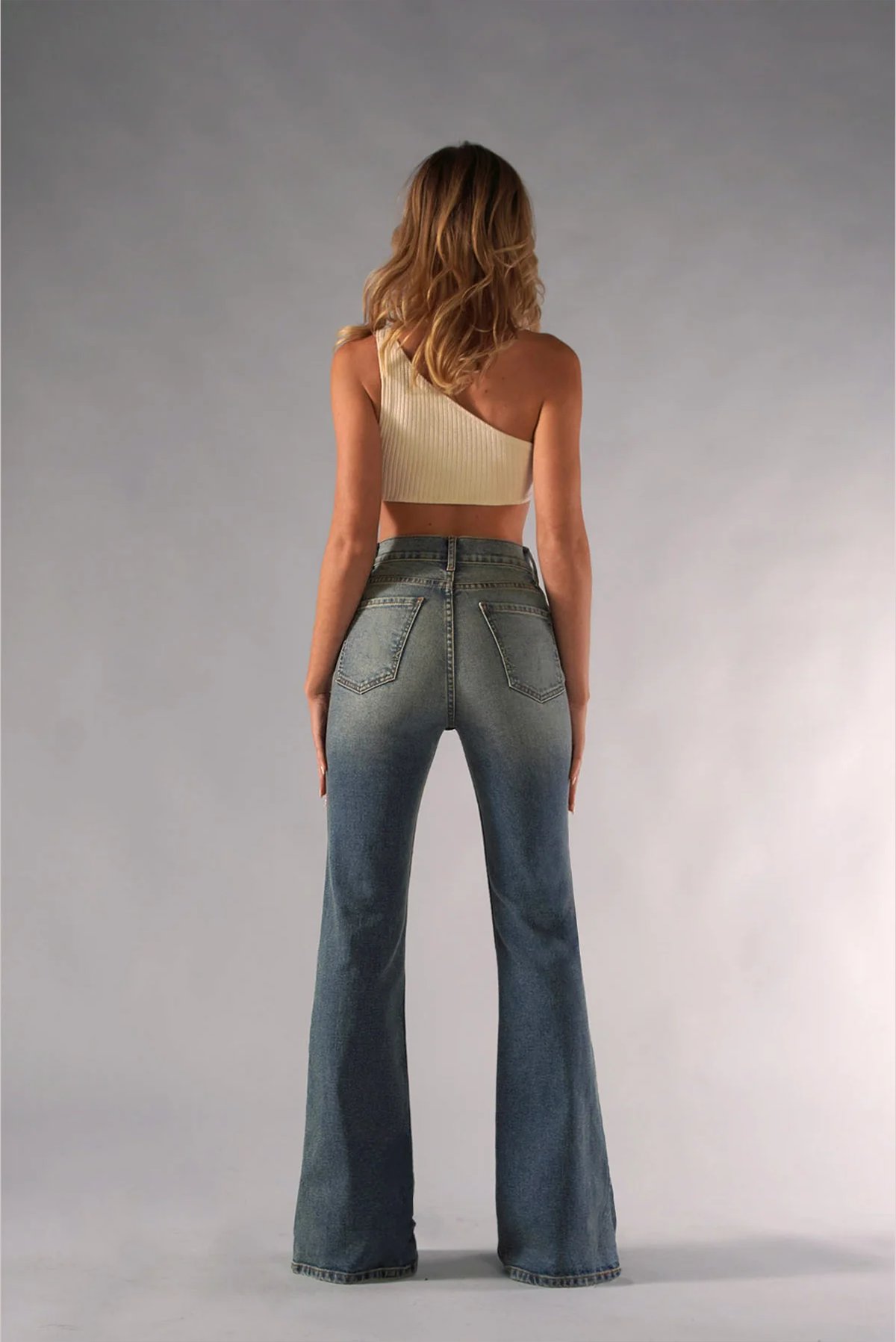 Classic Vogue Flare Jeans - Image 6