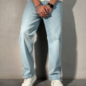 Flashback Slit Straight Fit Jeans